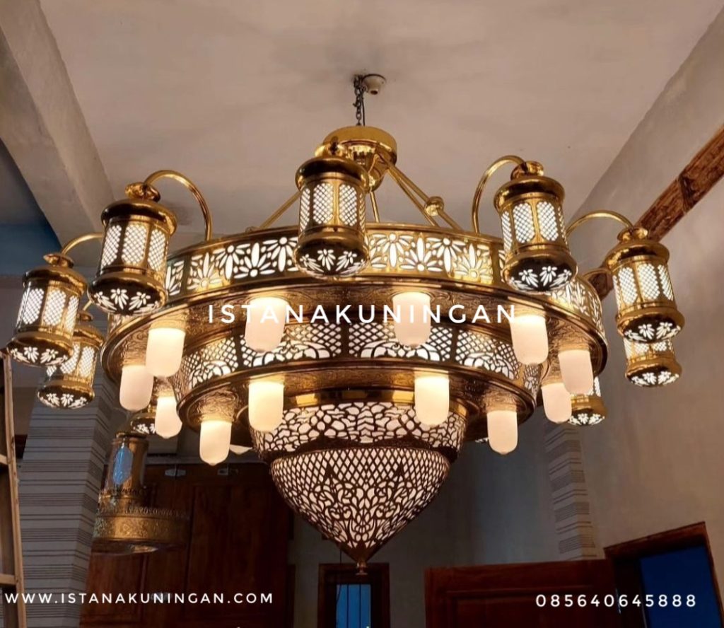 Lampu Gantung Masjid Tembaga Kuningan