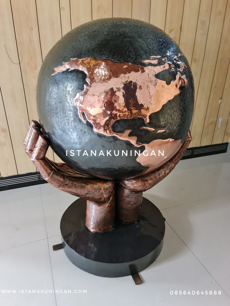 globe peta tembaga kuningan