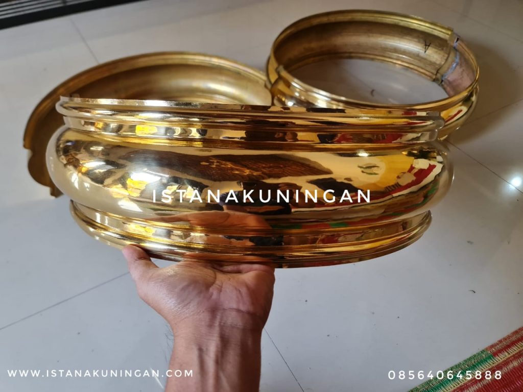 sabuk tiang tembaga kuningan