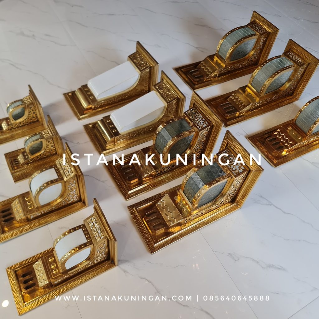 lampu tiang masjid kuningan