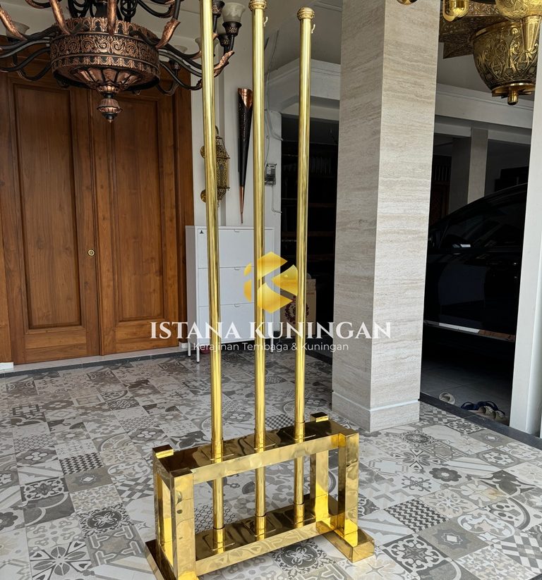 tiang bendera tembaga kuningan