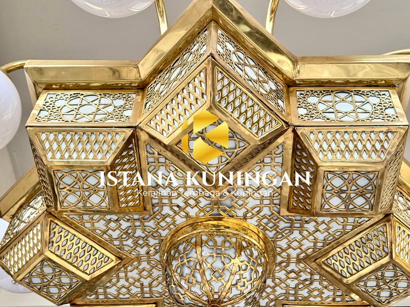 detail ukiran
