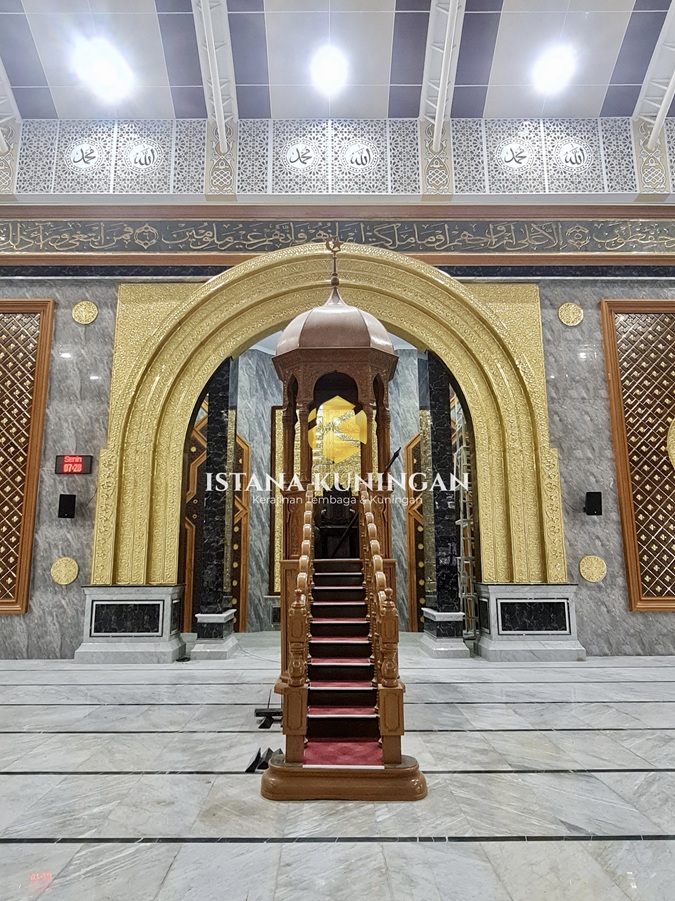 Mihrab Masjid Kuningan